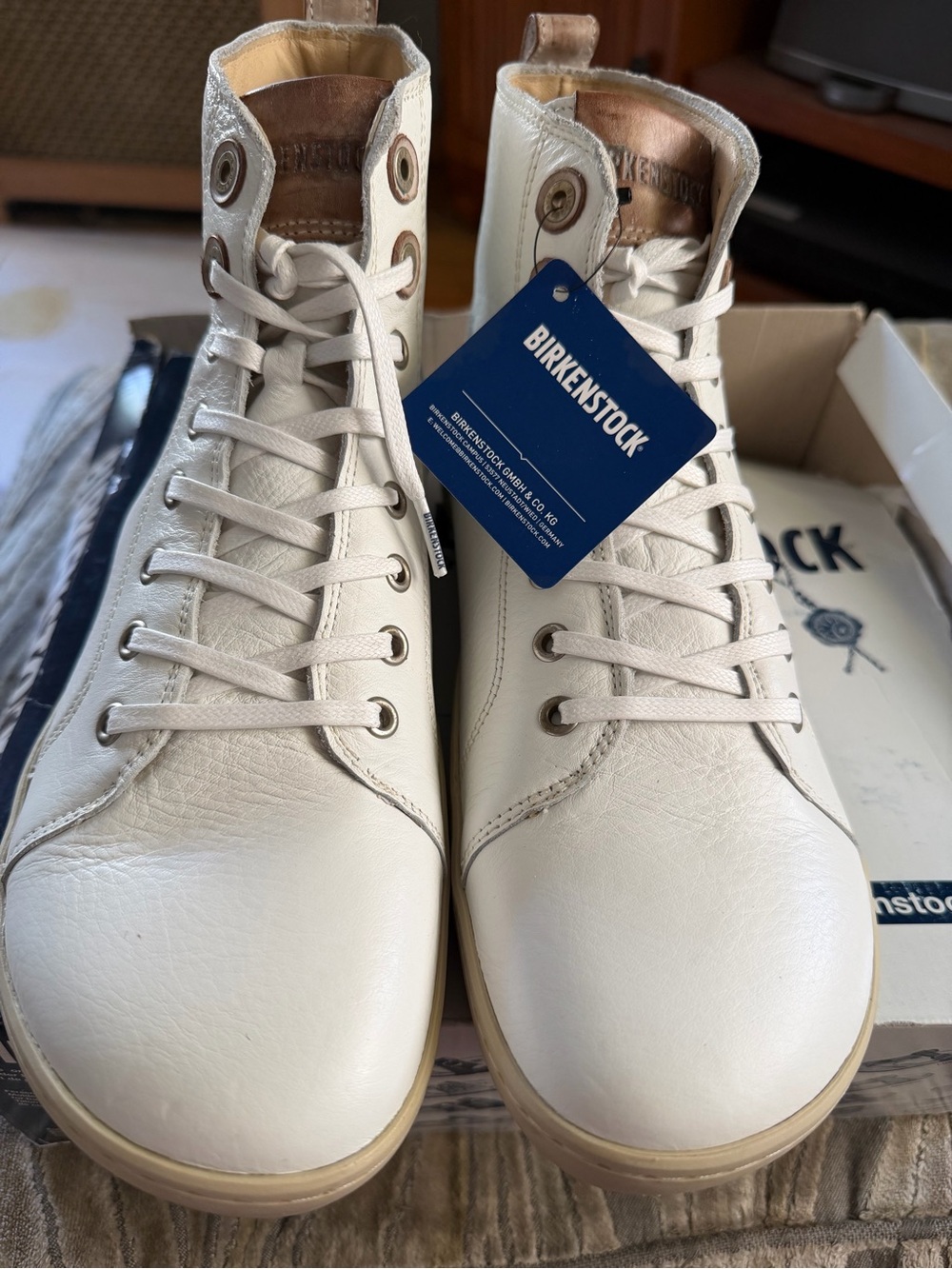 Birkenstock Men’s Cream-White Leather Chukka Boots
